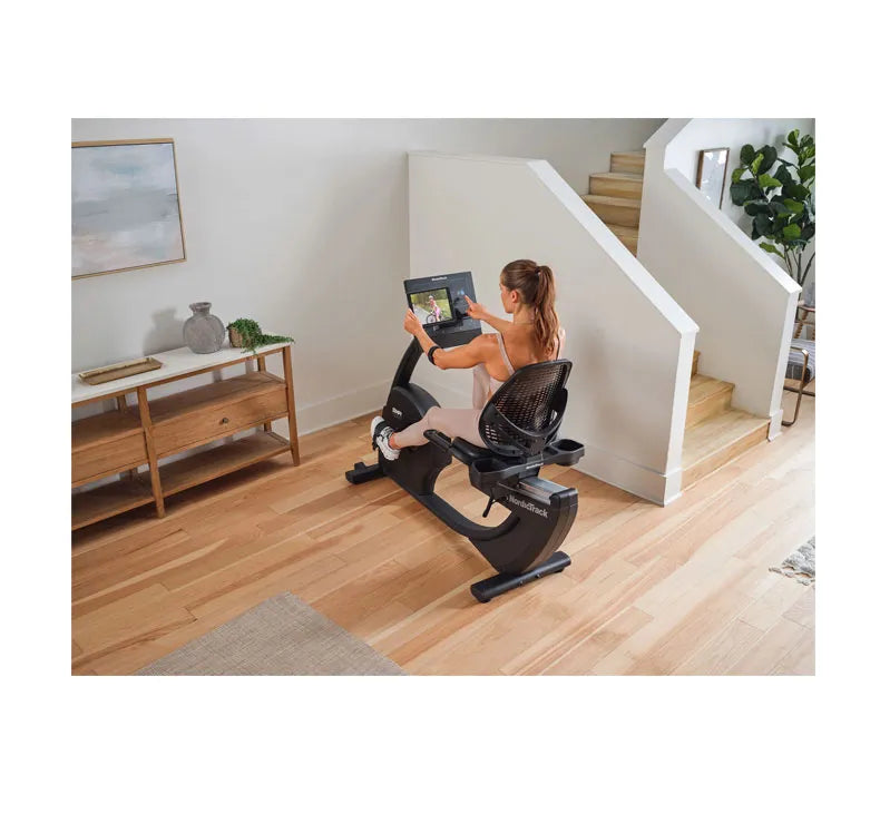G LE Recumbent Bike